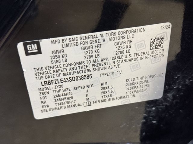 Used 2025 Buick Envision Sport Touring AWD/4WD image 31