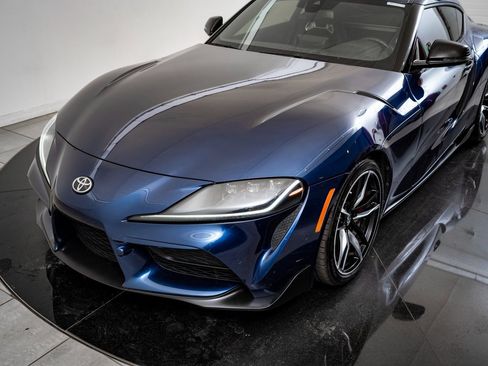 Used 2020 Toyota Supra Premium w/ Driver Assist Package image 16