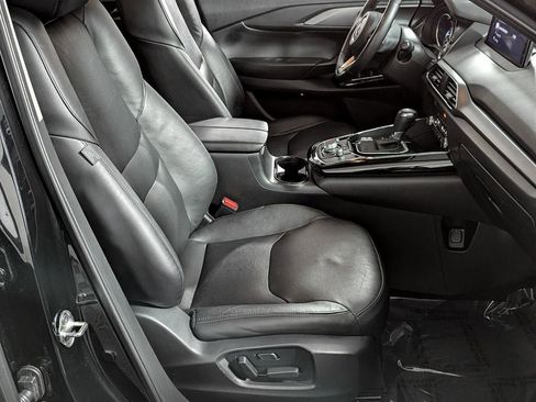 Used 2023 MAZDA CX-9 Touring image 16