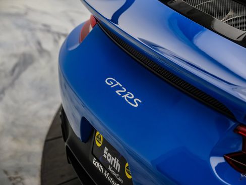 Used 2019 Porsche 911 GT2 RS RWD image 18