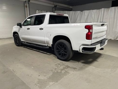Used 2024 Chevrolet Silverado 1500 Custom AWD/4WD image 5