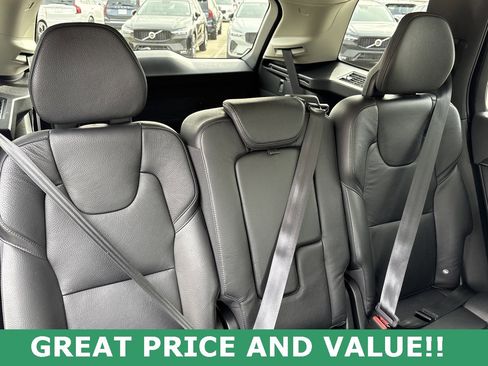 Used 2020 Volvo XC90 T6 Momentum image 38