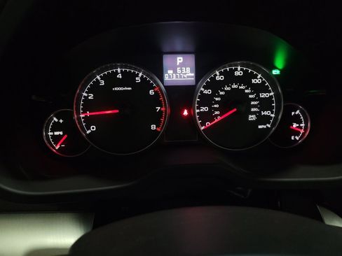 Used 2014 Subaru Legacy 2.5i Premium AWD/4WD image 23