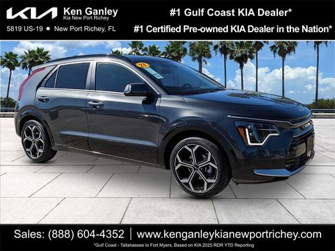 Certified 2023 Kia Niro SX Touring image 1