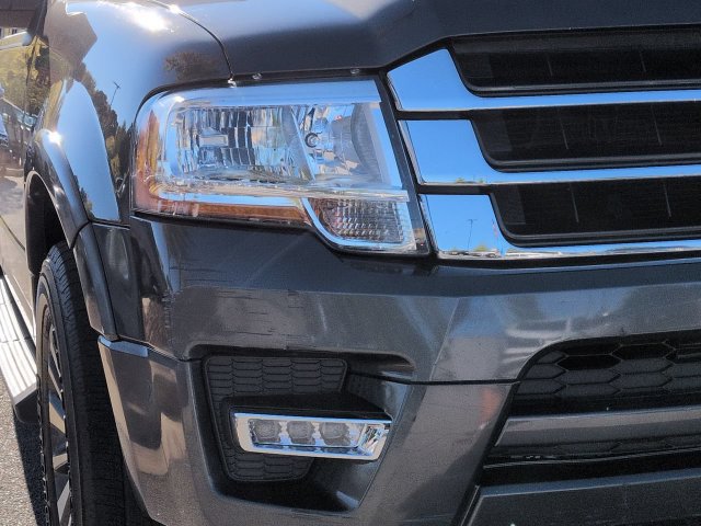 Used 2017 Ford Expedition EL XLT RWD image 9