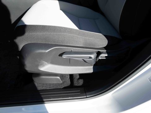 New 2026 Honda CR-V LX image 12