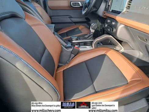 Used 2024 Ford Bronco Outer Banks image 17