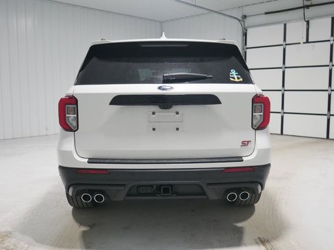 Certified 2022 Ford Explorer ST w/ Equipment Group 401A image 6