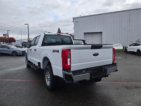 New 2026 Ford F250 XL w/ XL Chrome Package image 7