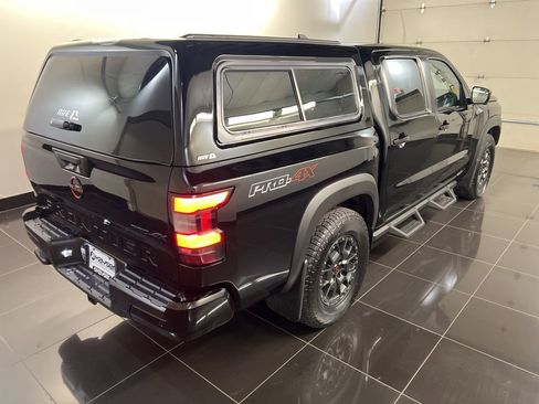 Used 2023 Nissan Frontier PRO-4X w/ Pro-4X Premium Package AWD/4WD image 6