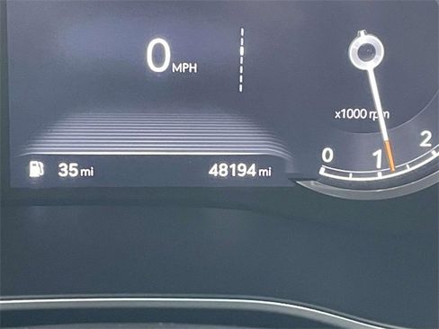 Used 2023 Genesis G70 2.0T image 21