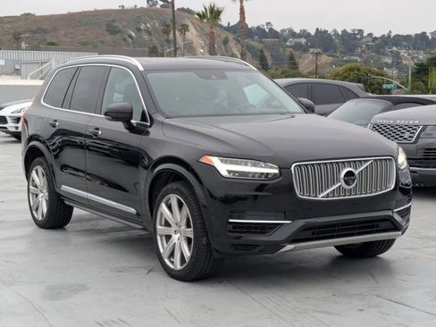 Used 2016 Volvo XC90 T8 Inscription AWD/4WD image 3