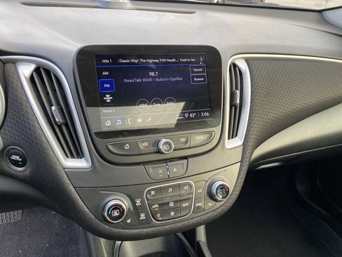 Used 2024 Chevrolet Malibu LT image 16