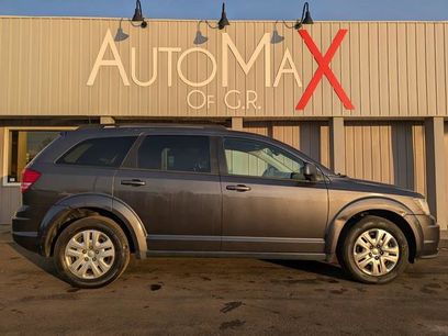 Used 2019 Dodge Journey SE