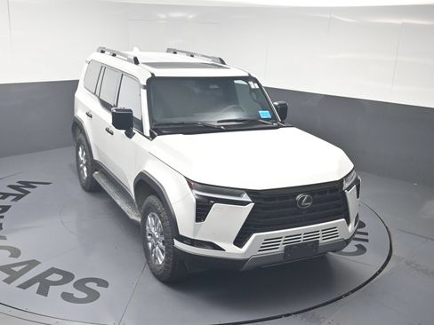 Used 2024 Lexus GX 550 AWD/4WD image 22