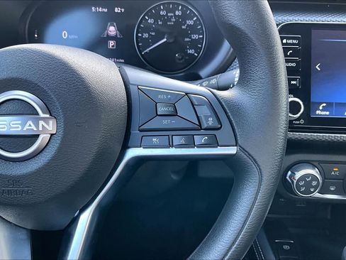 Certified 2024 Nissan Kicks SV image 24