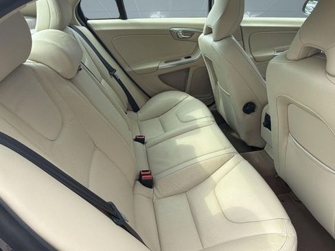 Used 2012 Volvo S60 T5 FWD image 27