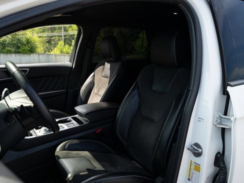 Used 2023 Ford Edge ST AWD/4WD image 15