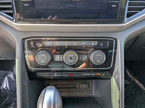 Certified 2023 Volkswagen Atlas SE w/ Panoramic Sunroof Package FWD image 22