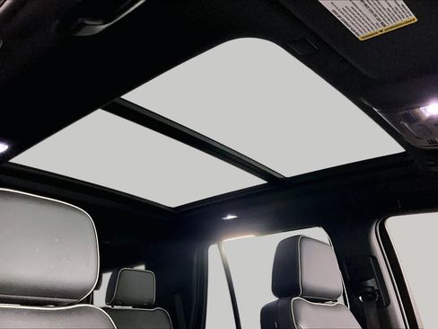 Certified 2023 Chevrolet Tahoe Premier RWD image 13