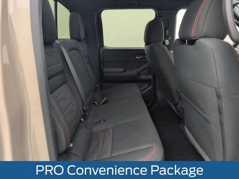 Used 2023 Nissan Frontier PRO-4X w/ Pro Convenience Package AWD/4WD image 16