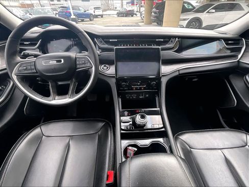 Used 2023 Jeep Grand Cherokee 4WD 4xe image 21