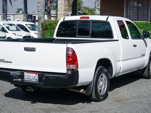 Used 2014 Toyota Tacoma 2WD Access Cab image 9