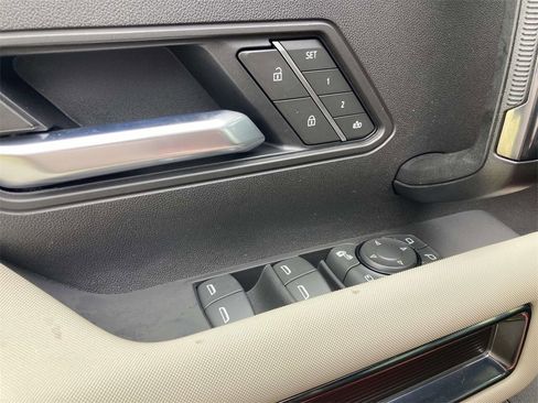 New 2026 GMC Hummer EV SUV image 15