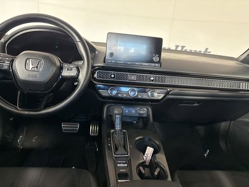 Used 2025 Honda Civic Sport image 20