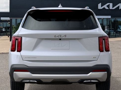 New 2026 Kia Sorento S image 13