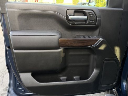 Used 2021 GMC Sierra 1500 SLT w/ SLT Premium Package AWD/4WD image 25