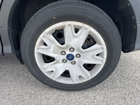Used 2016 Ford Escape S FWD image 5