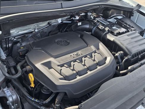Used 2022 Volkswagen Tiguan SEL R-Line image 30