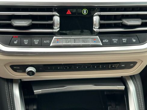 Used 2023 BMW M440i Convertible w/ Premium Package image 28