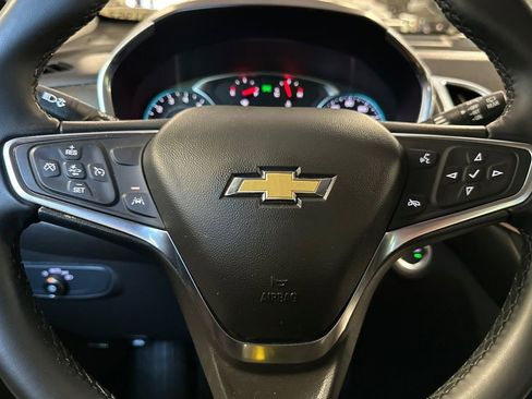 Used 2024 Chevrolet Equinox LT AWD/4WD image 24