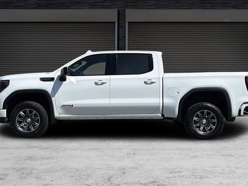 Used 2025 GMC Sierra 1500 AT4 AWD/4WD image 7
