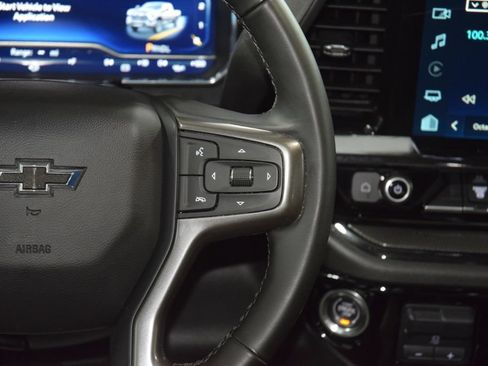 Used 2024 Chevrolet Silverado 2500 ZR2 w/ Technology Package AWD/4WD image 43