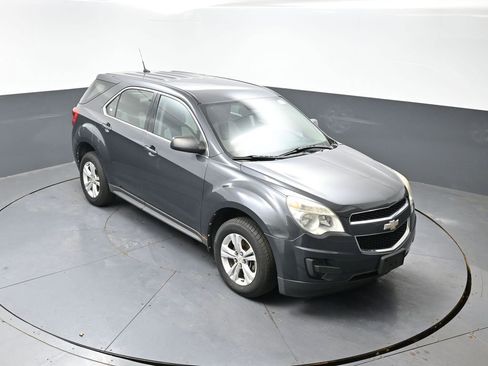 Used 2010 Chevrolet Equinox LS image 14