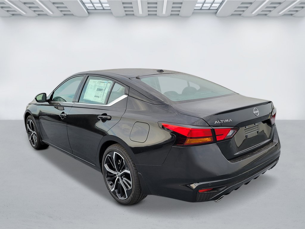 New 2026 Nissan Altima 2.5 SR FWD image 4