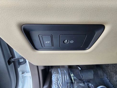 Used 2019 Land Rover Range Rover Supercharged AWD/4WD image 23