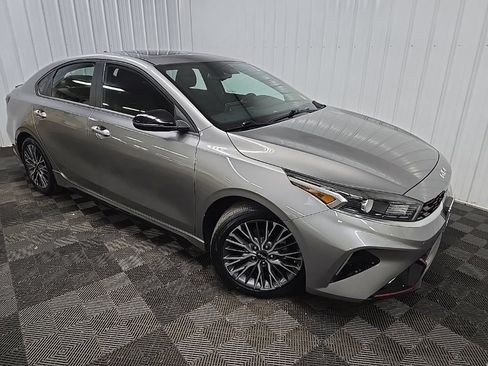 Used 2024 Kia Forte GT-Line w/ GT-Line Premium Package FWD image 7