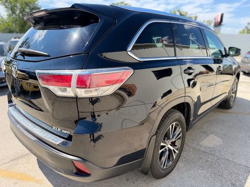 Used 2016 Toyota Highlander XLE image 5