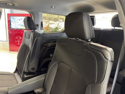 Used 2023 Jeep Grand Cherokee L Laredo w/ Trailer Tow Group (B) image 31