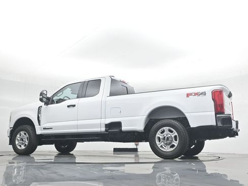 New 2026 Ford F350 XLT w/ FX4 Off-Road Package image 54