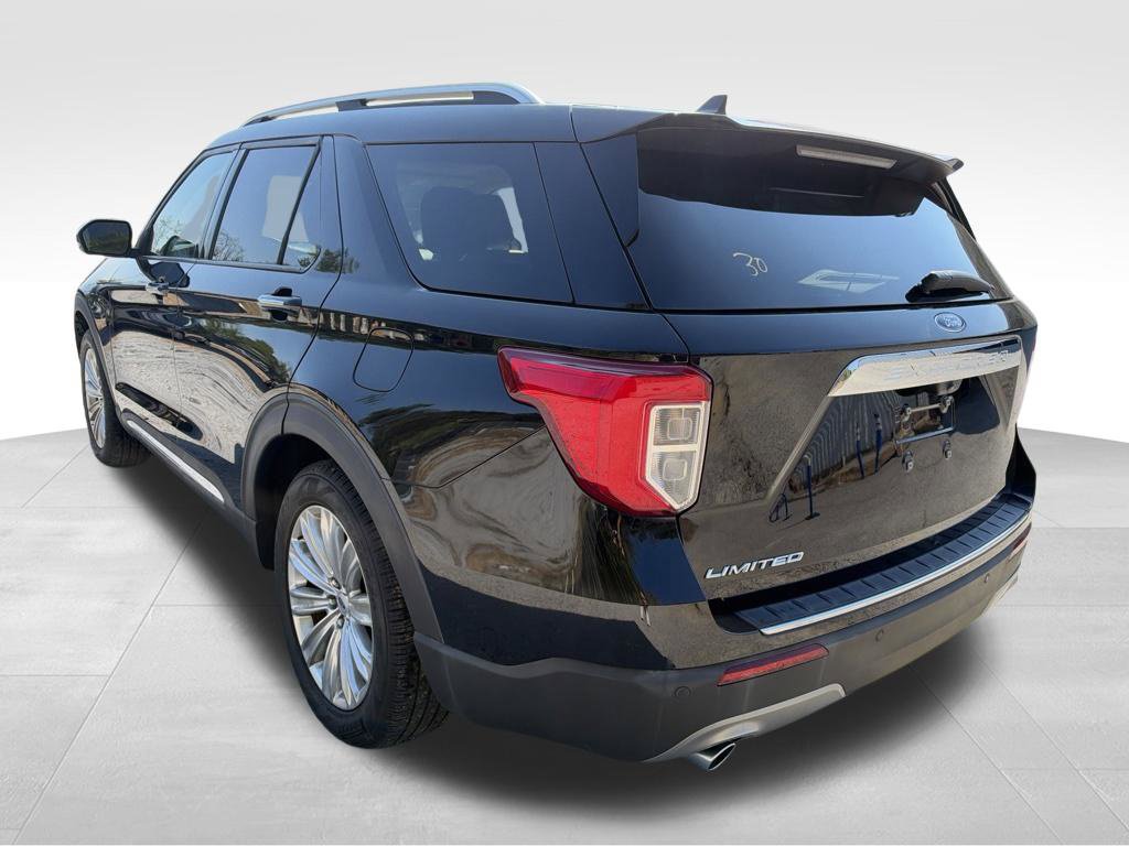 Used 2023 Ford Explorer Limited w/ Limited Technology Package RWD image 7
