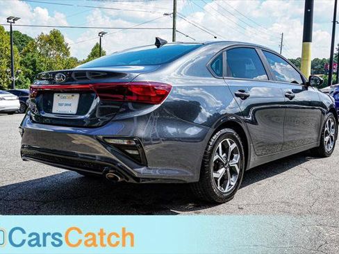 Used 2019 Kia Forte LXS FWD image 11