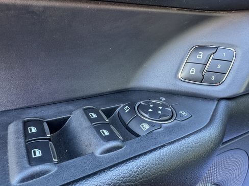 Used 2019 Ford Expedition Limited w/ Equipment Group 302A image 10