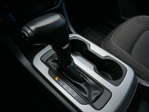 Certified 2015 Chevrolet Colorado LT w/ LT Convenience Package image 15