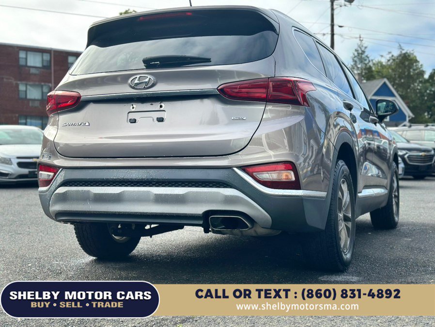 Used 2019 Hyundai Santa Fe SE AWD/4WD image 5