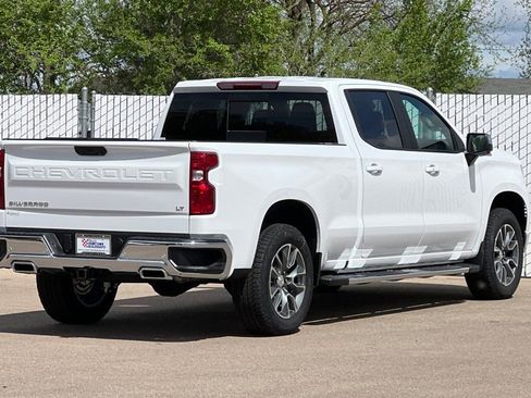 New 2026 Chevrolet Silverado 1500 LT w/ Z71 Off-Road Package AWD/4WD image 4